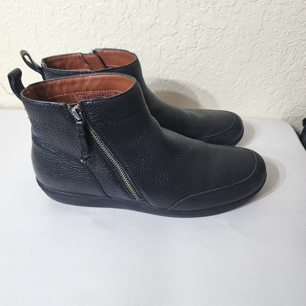 Vionic Lois Black Pebbled Leather Ankle Boots Mens 12 Side Zip Flat Round Toe